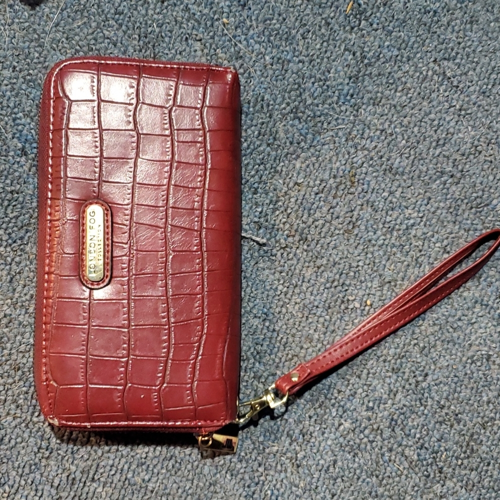 Red leather London Fog wallet
